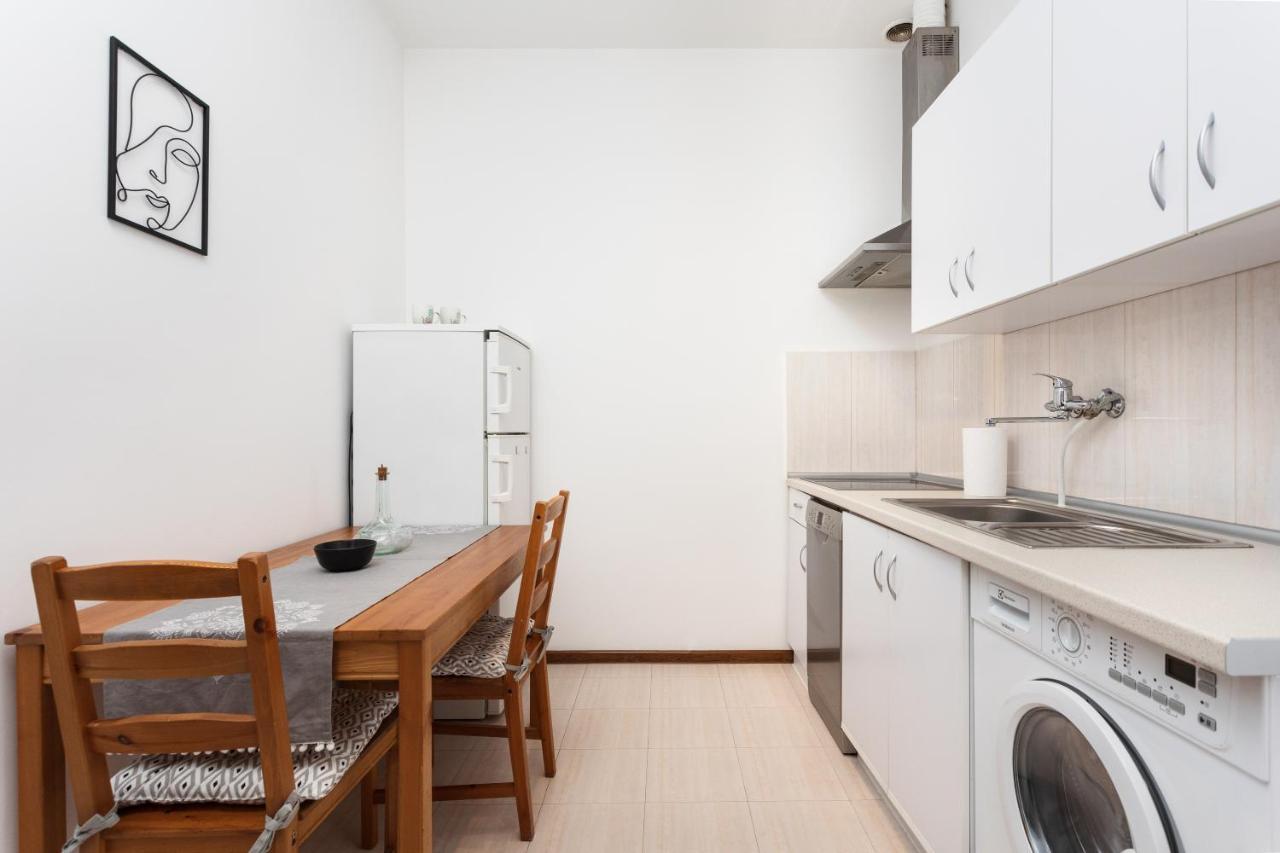 City Of The Kings-Camomile Apartment Krasków Εξωτερικό φωτογραφία